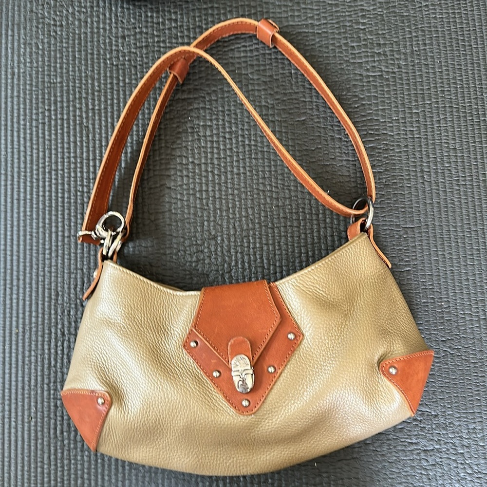 Valentina Tan and Brown Leather Women's Bag